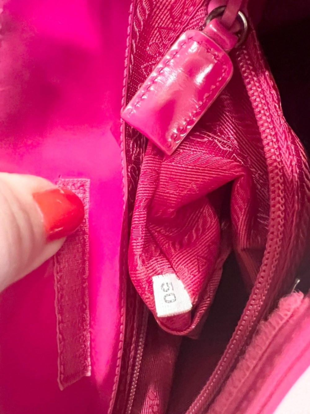 PRADA⭐️Hot Pink patent leather Bag/lucite Handles! Offers are welcome. - Picture 12 of 13